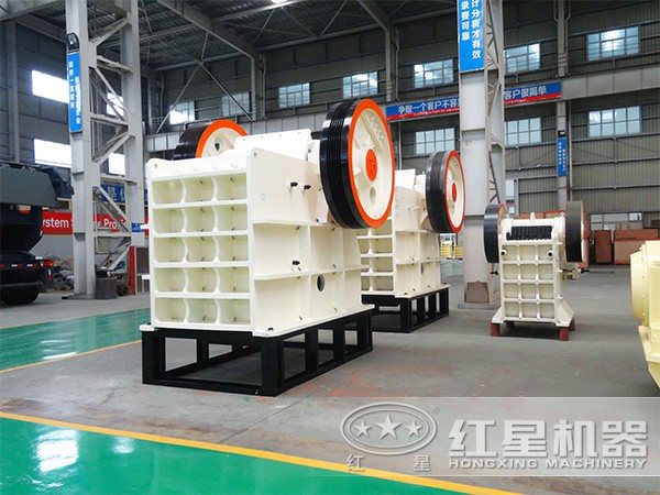 69石頭顎破機廠家，提供現貨，可到場考察