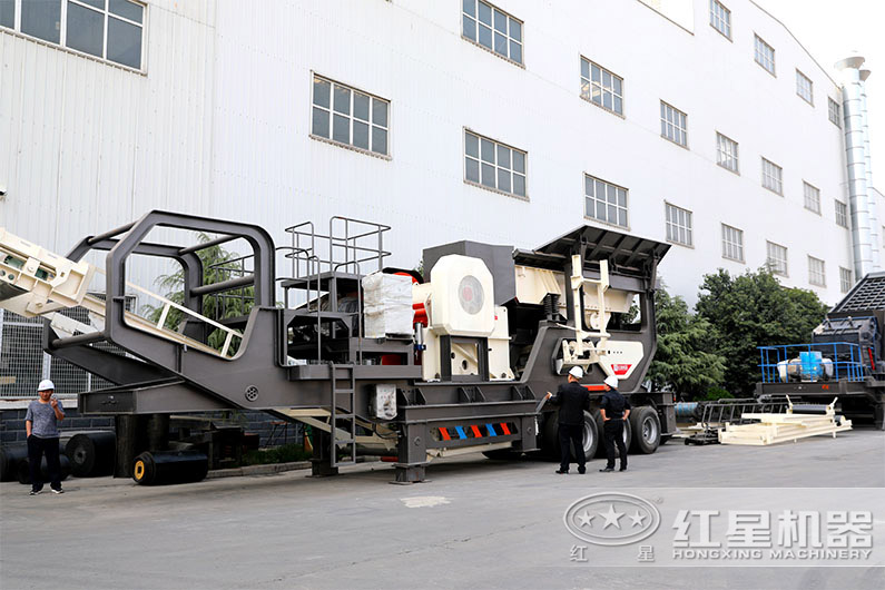 顎式移動磕石機，石頭粗碎更給力