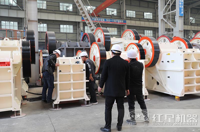 客戶到廠參觀，直接購機
